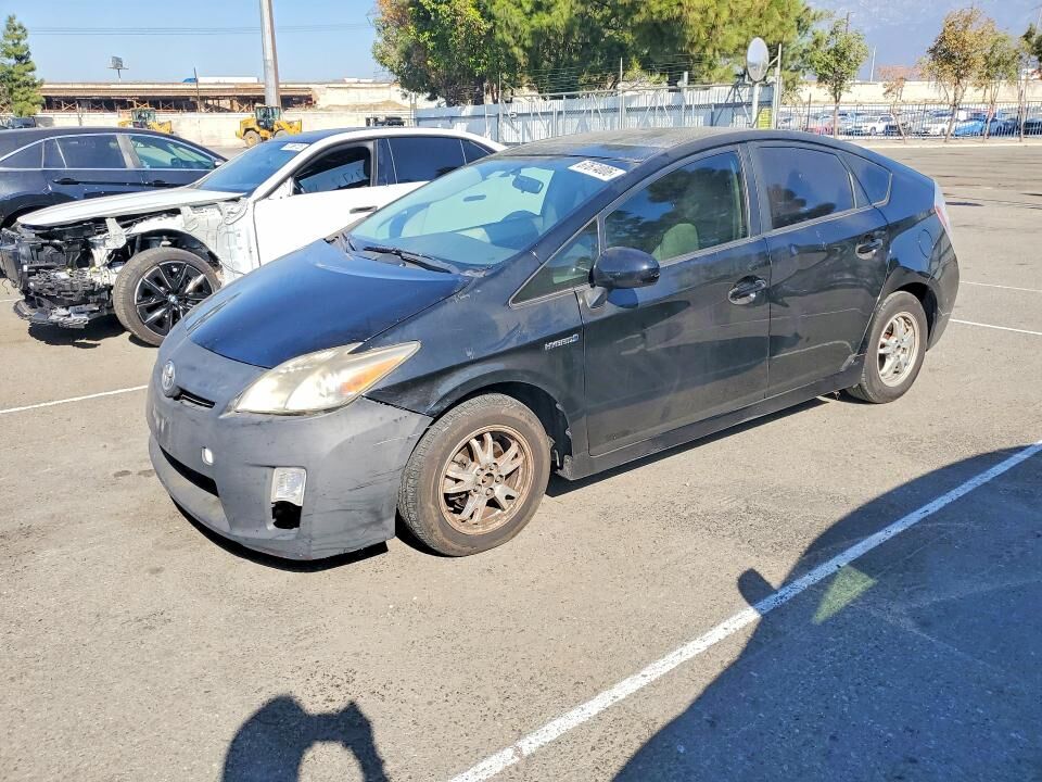 2011 TOYOTA PRIUS