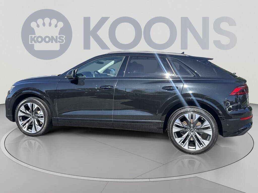 2025 Audi Q8