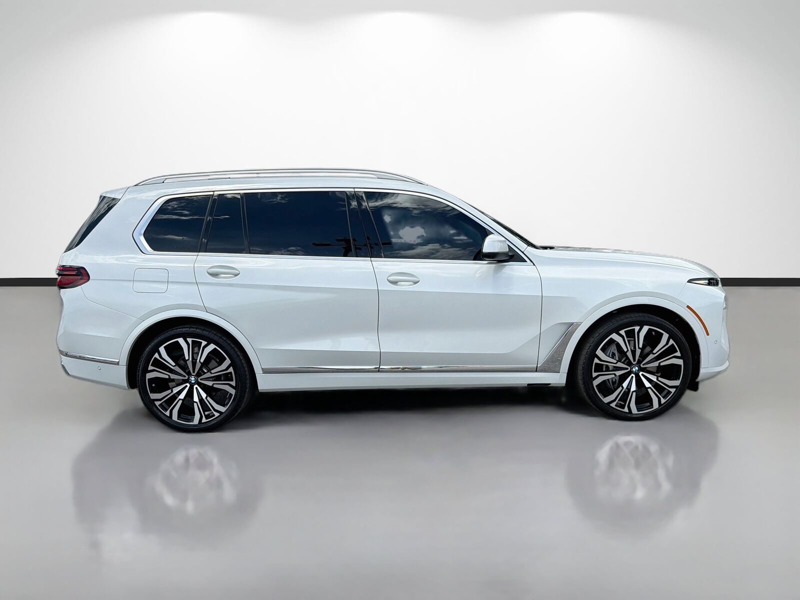 2025 BMW X7