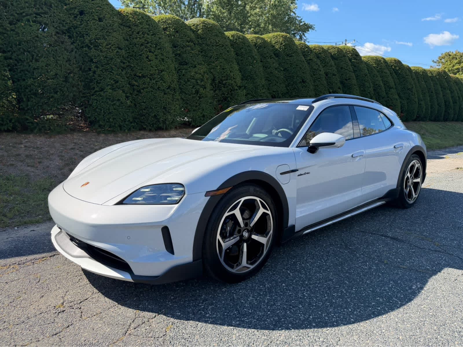 2026 PORSCHE Taycan