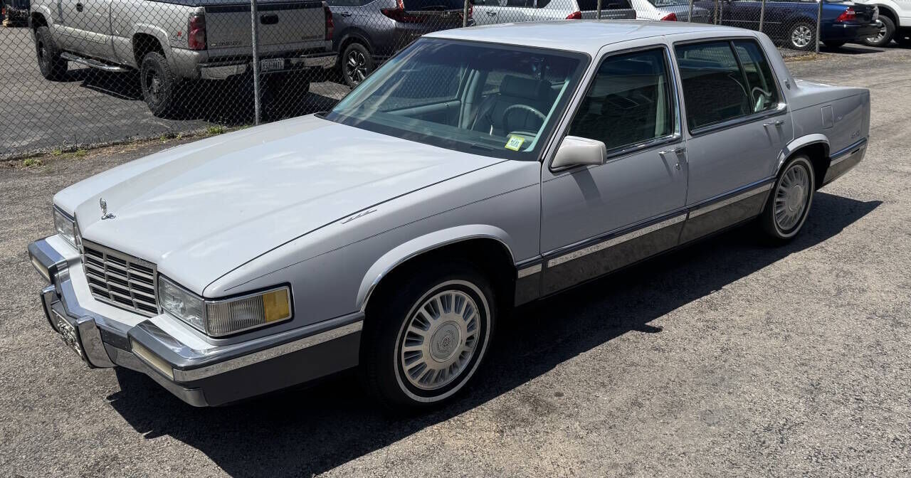 1991 CADILLAC Deville