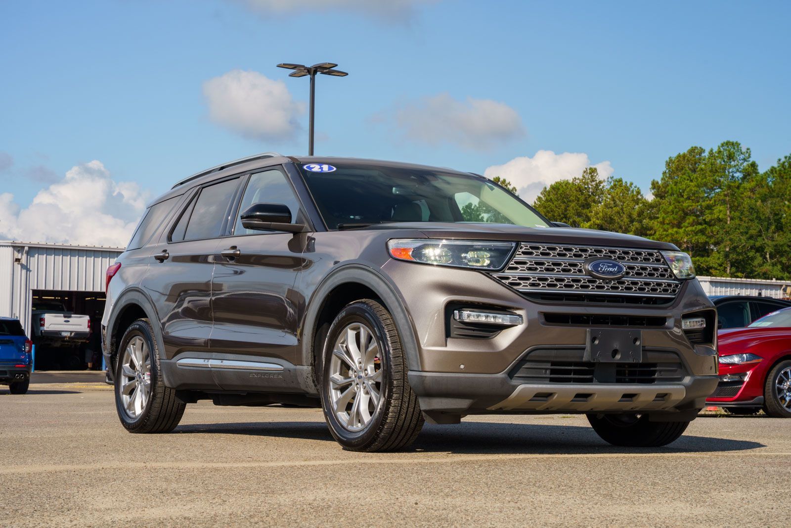 2021 FORD Explorer