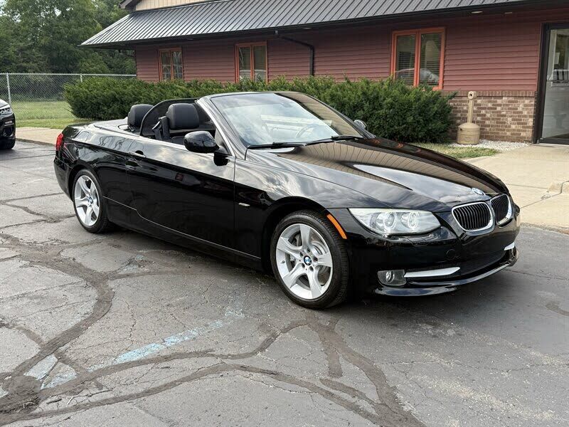 2011 BMW 3 Series