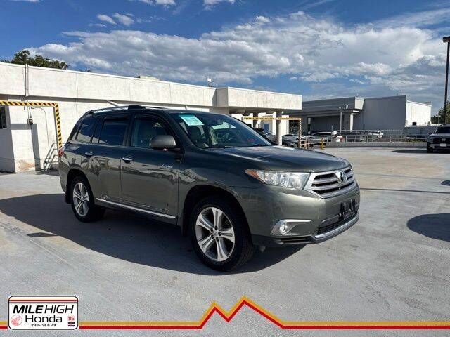 2013 TOYOTA Highlander