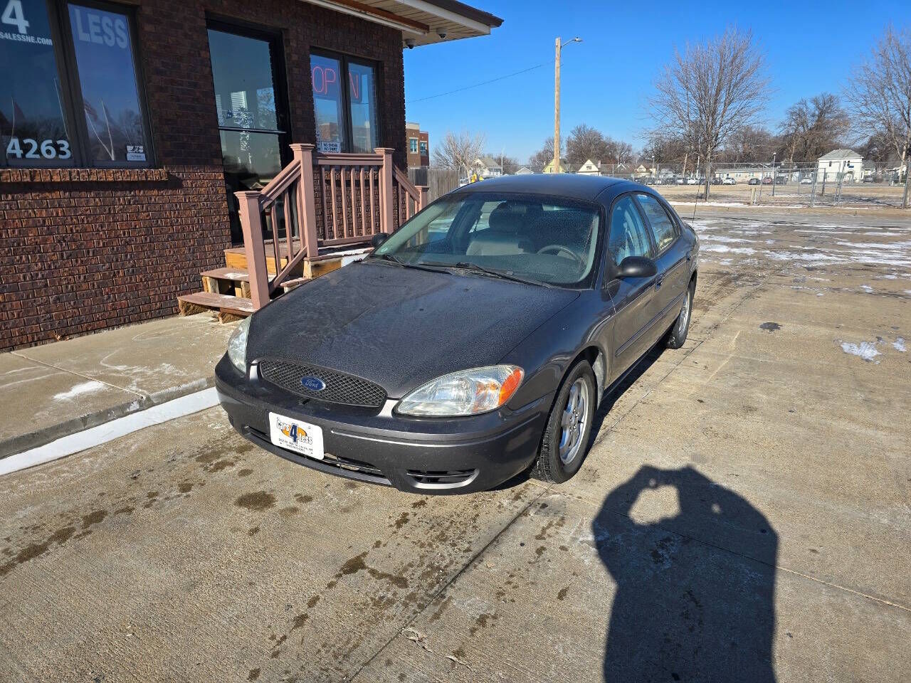 2005 FORD Taurus