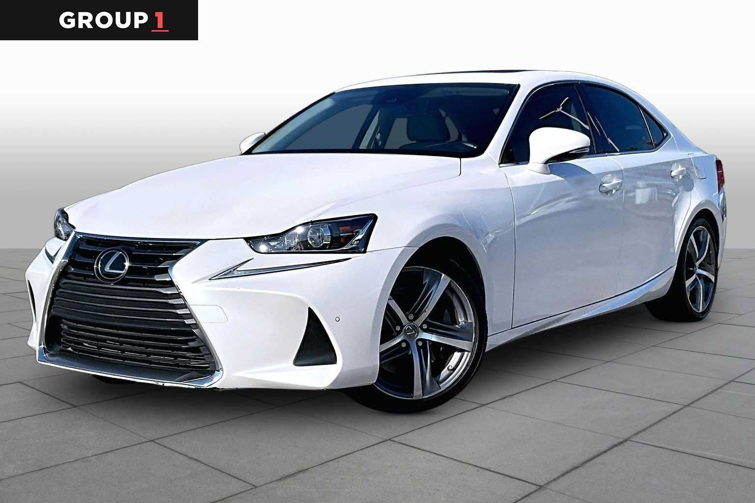 2018 LEXUS IS