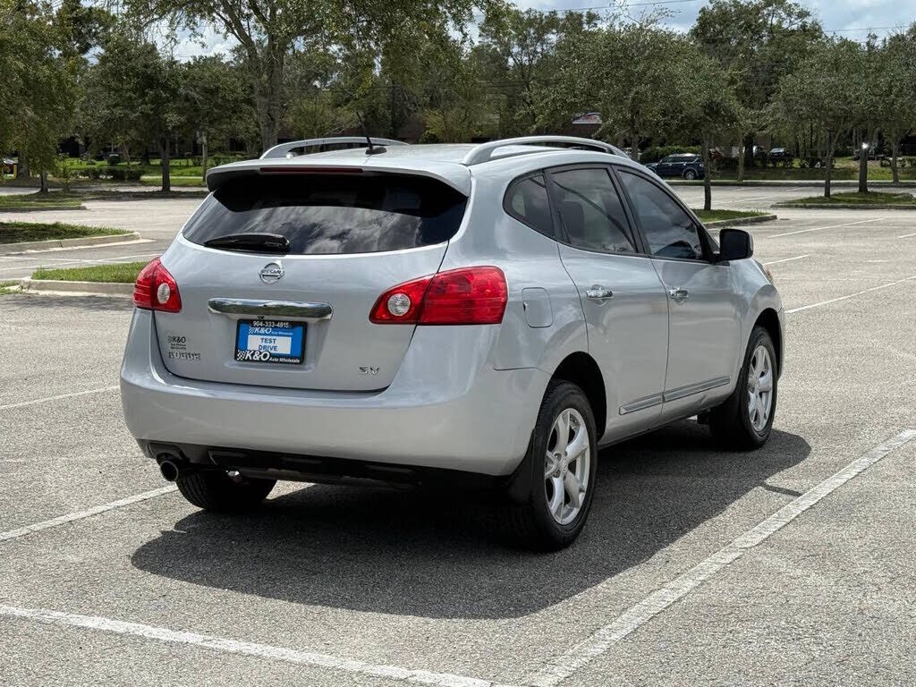 2011 NISSAN Rogue