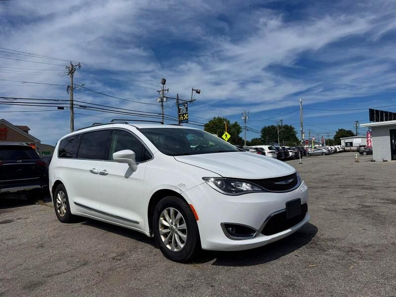 2019 CHRYSLER Pacifica