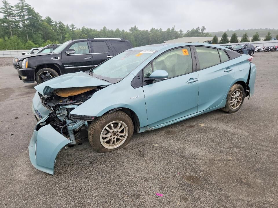 2016 TOYOTA PRIUS