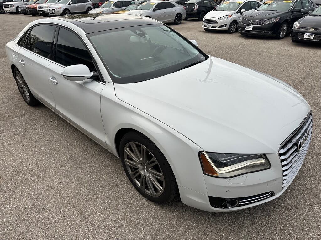 2014 AUDI A8