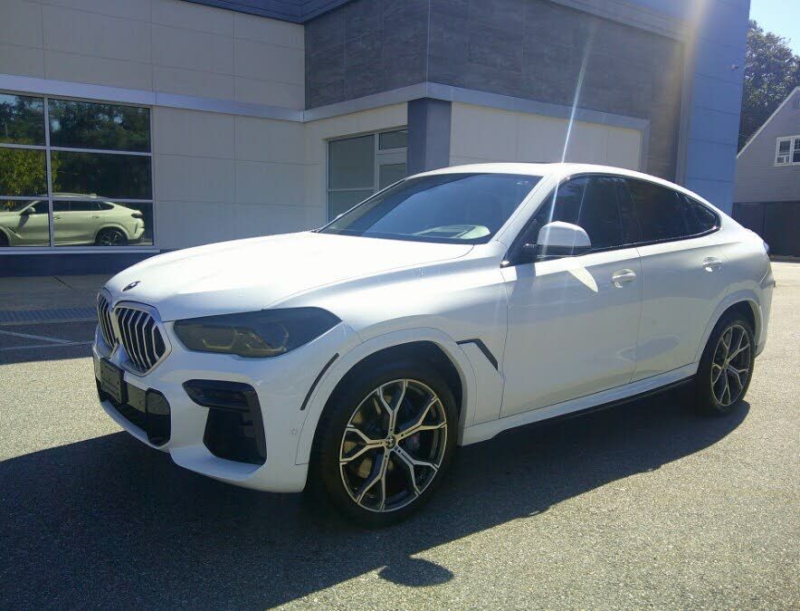 2022 BMW X6