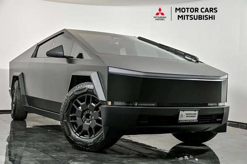 2024 TESLA Cybertruck