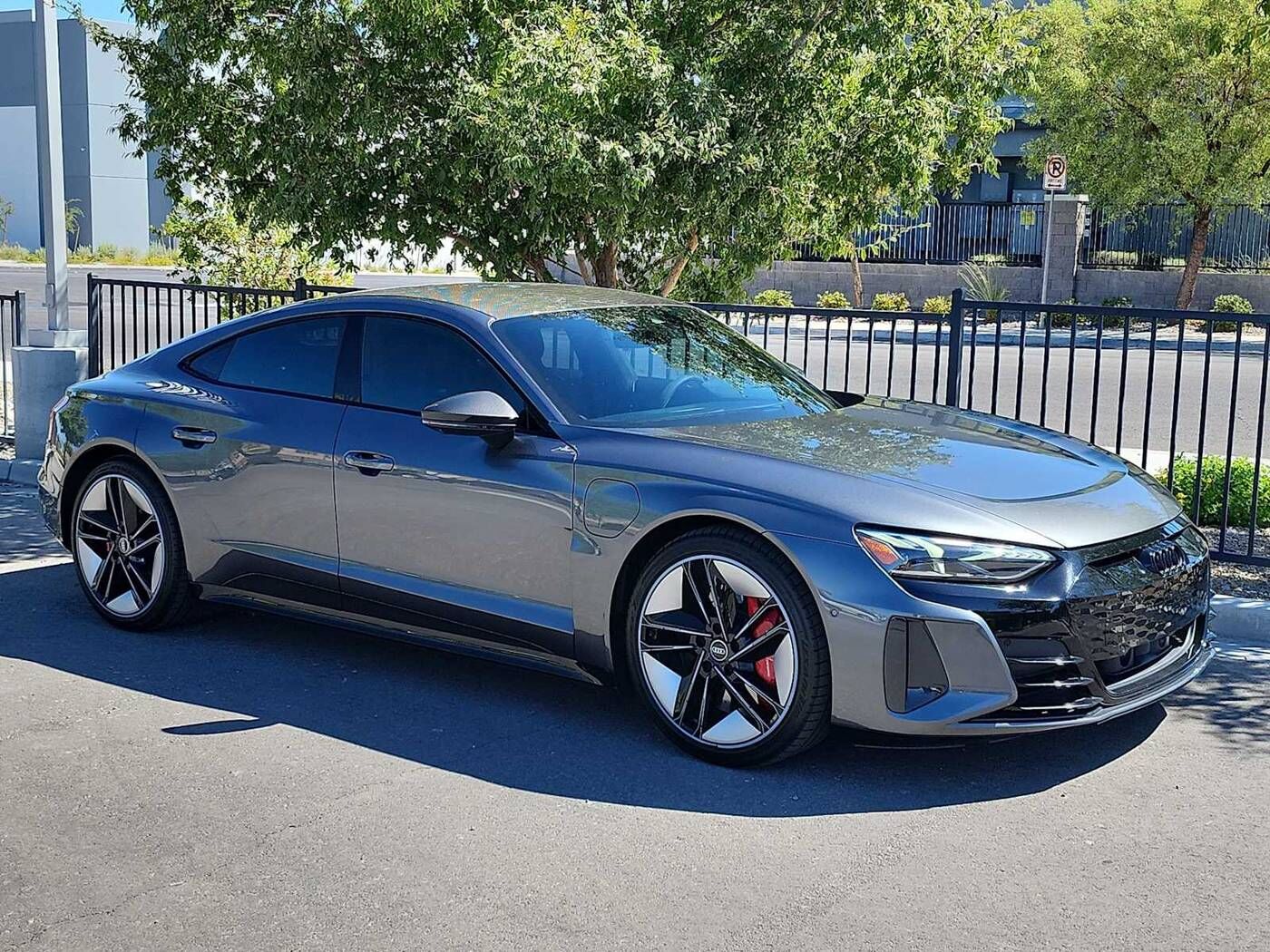 2022 Audi e-tron