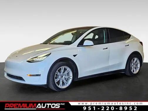 2021 TESLA Model Y