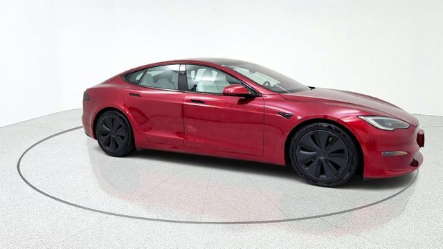 2024 TESLA Model S