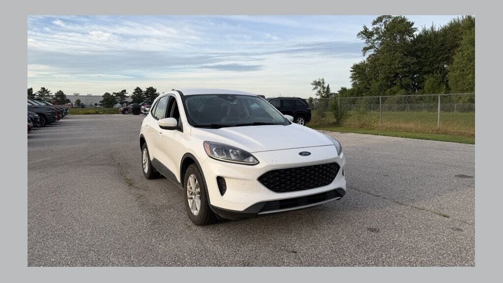 2020 FORD Escape
