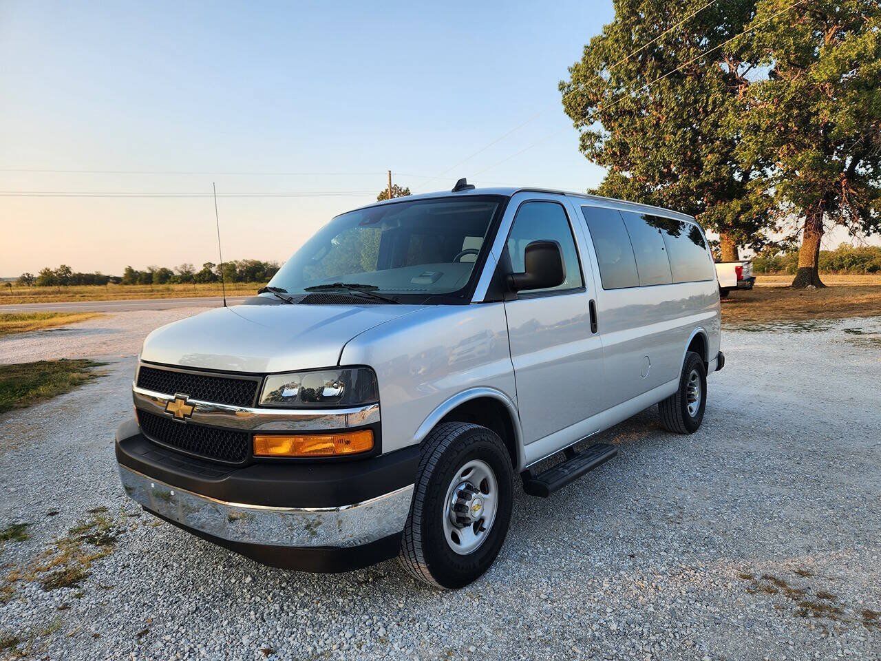 2024 CHEVROLET Express