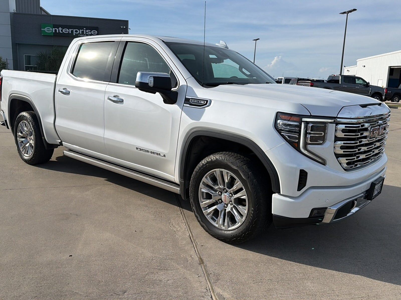 2024 GMC Sierra