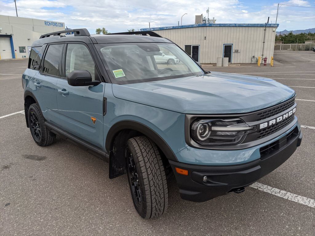 2021 FORD Bronco