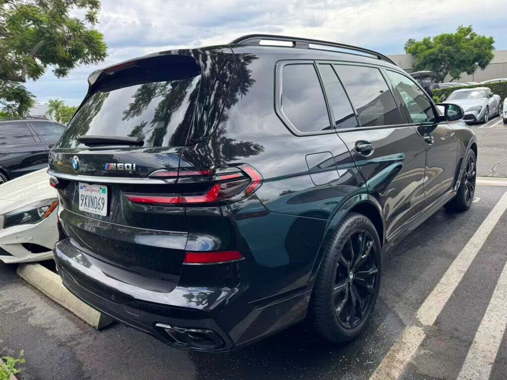 2025 BMW X7