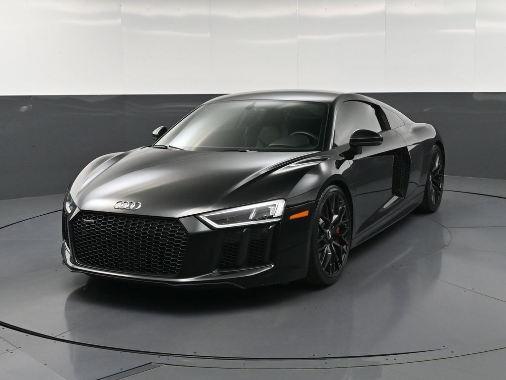2018 AUDI R8