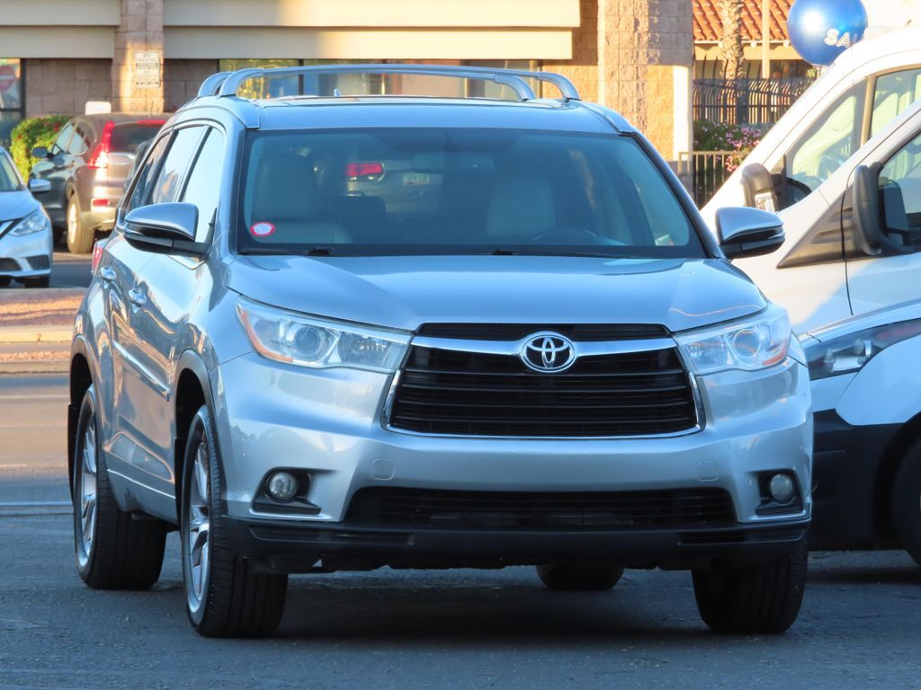 2014 TOYOTA Highlander