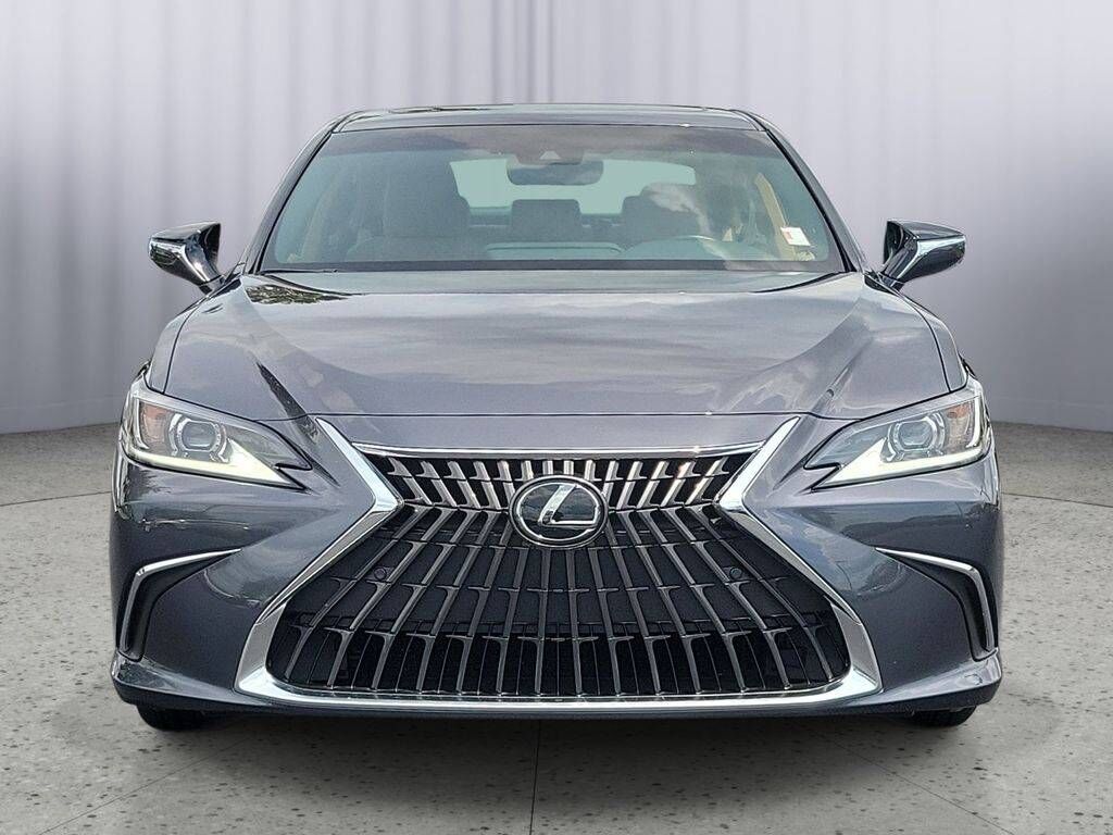 2025 Lexus ES