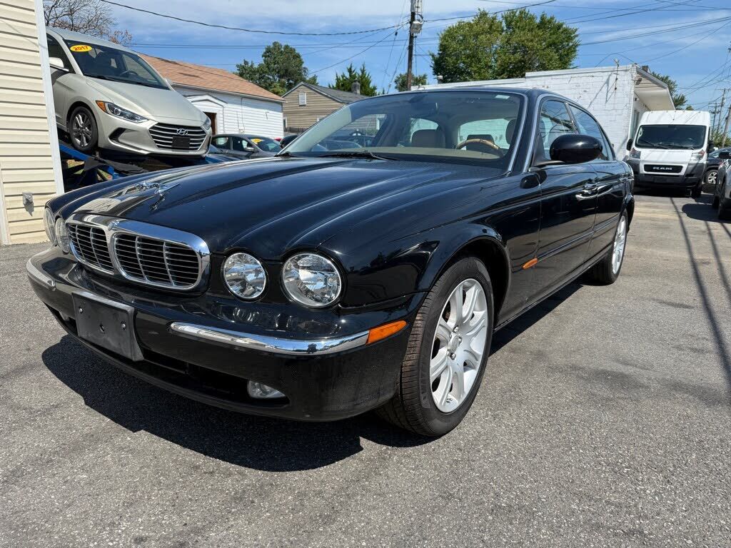 2005 JAGUAR XJ