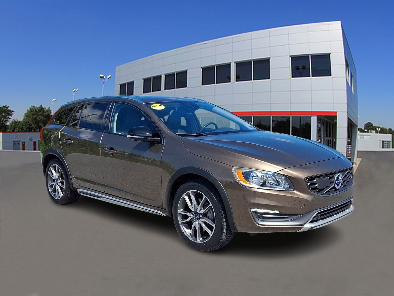 2016 VOLVO V60CC