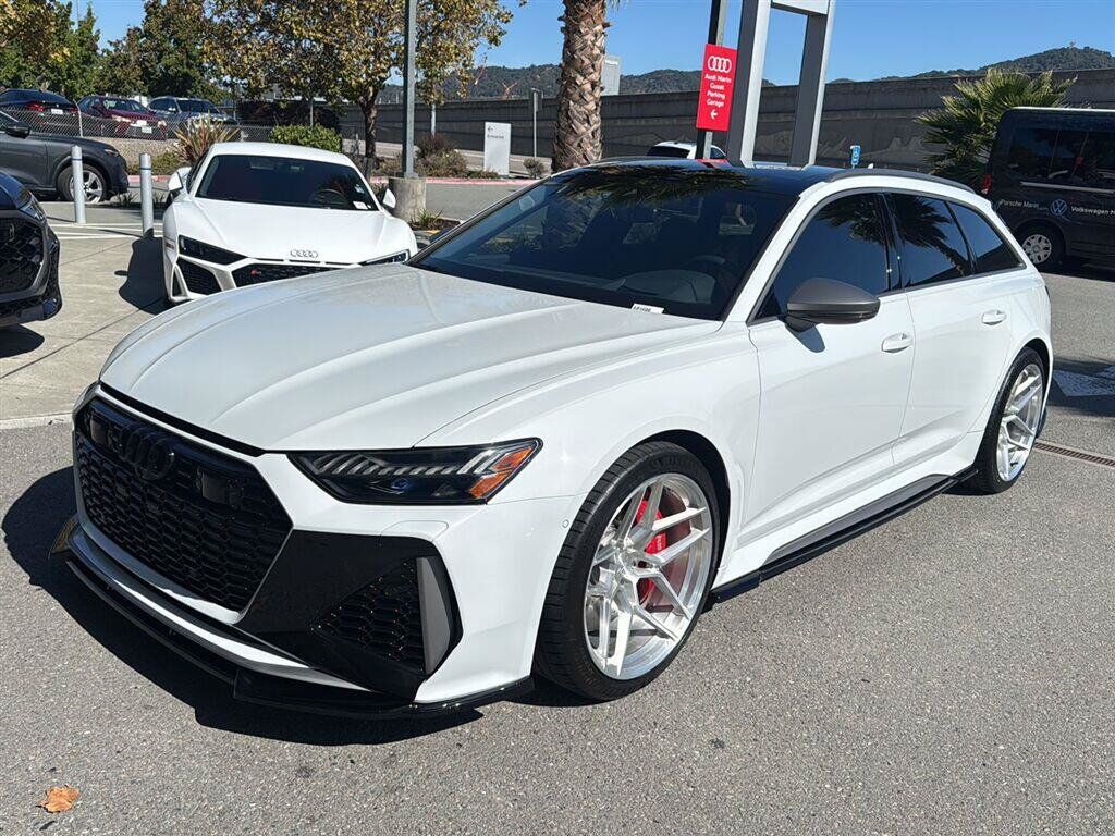 2025 AUDI RS 6 Avant