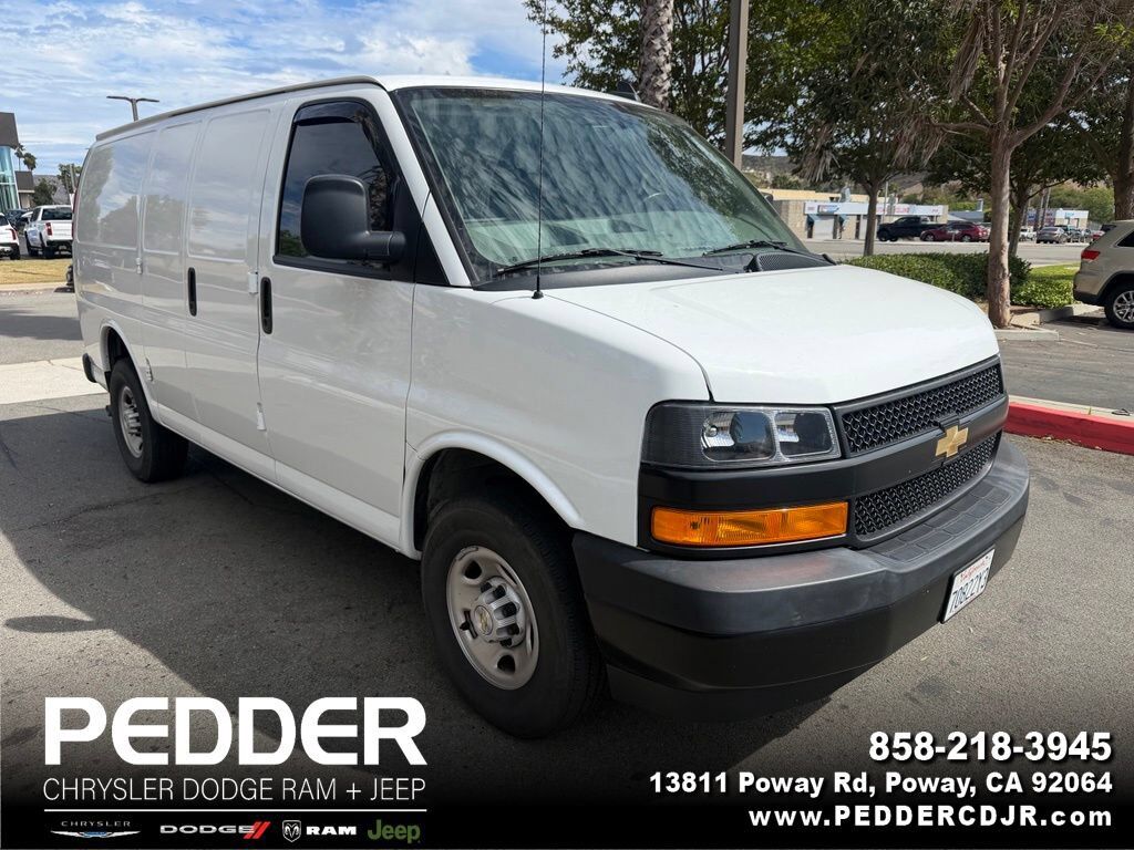 2023 CHEVROLET Express