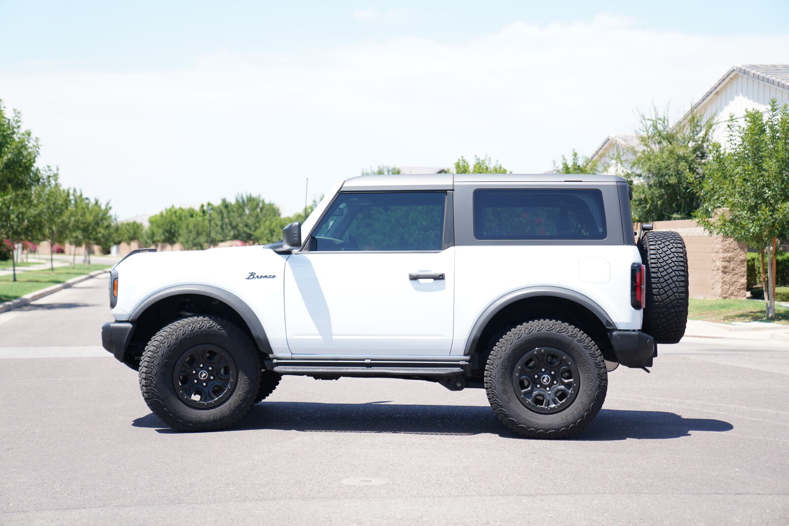 2024 FORD Bronco