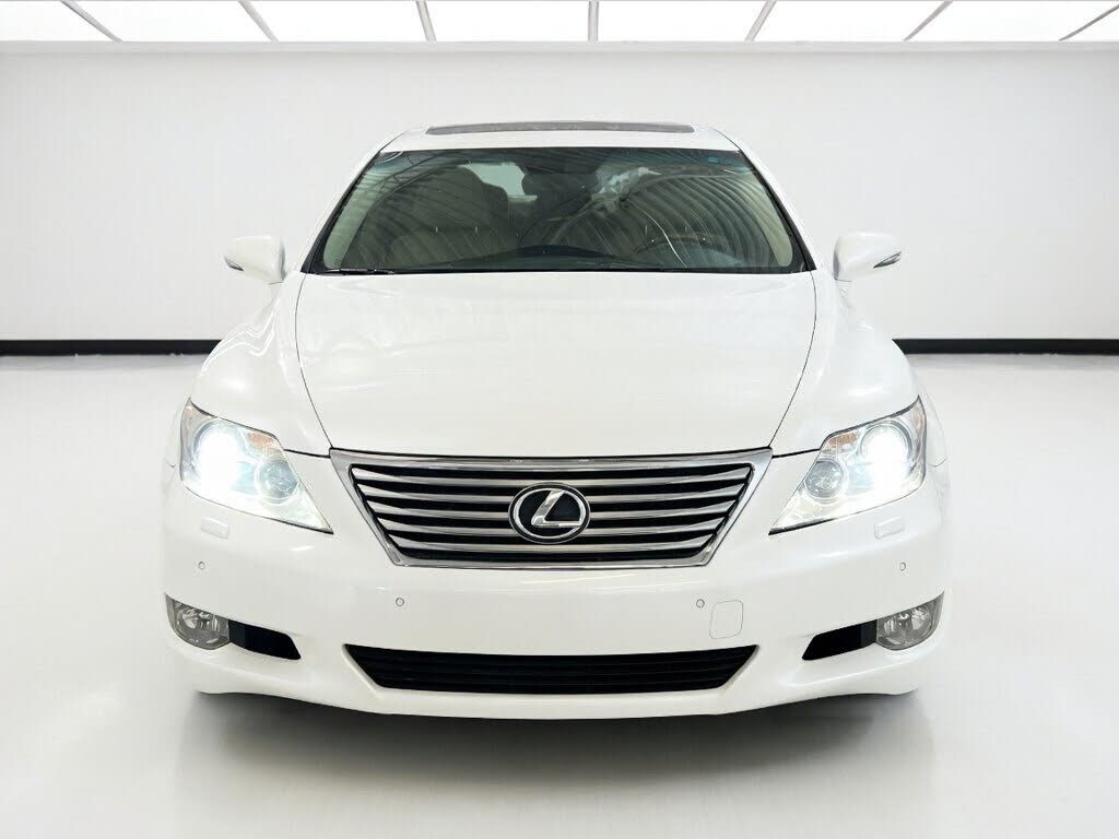 2010 Lexus LS
