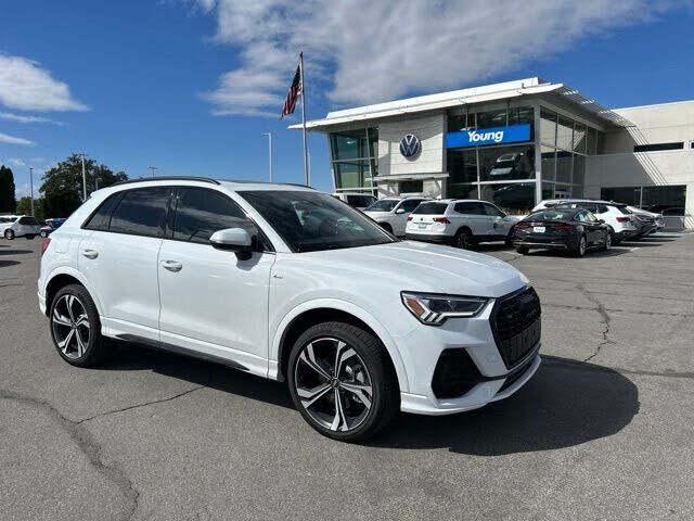 2023 AUDI Q3