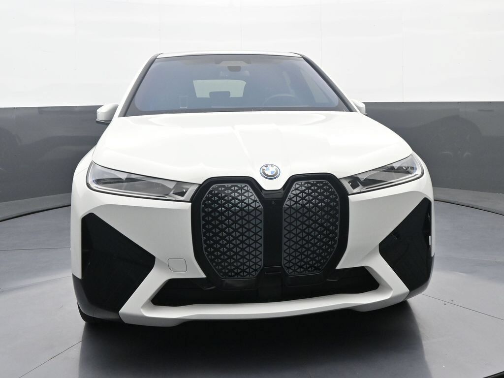2023 BMW iX