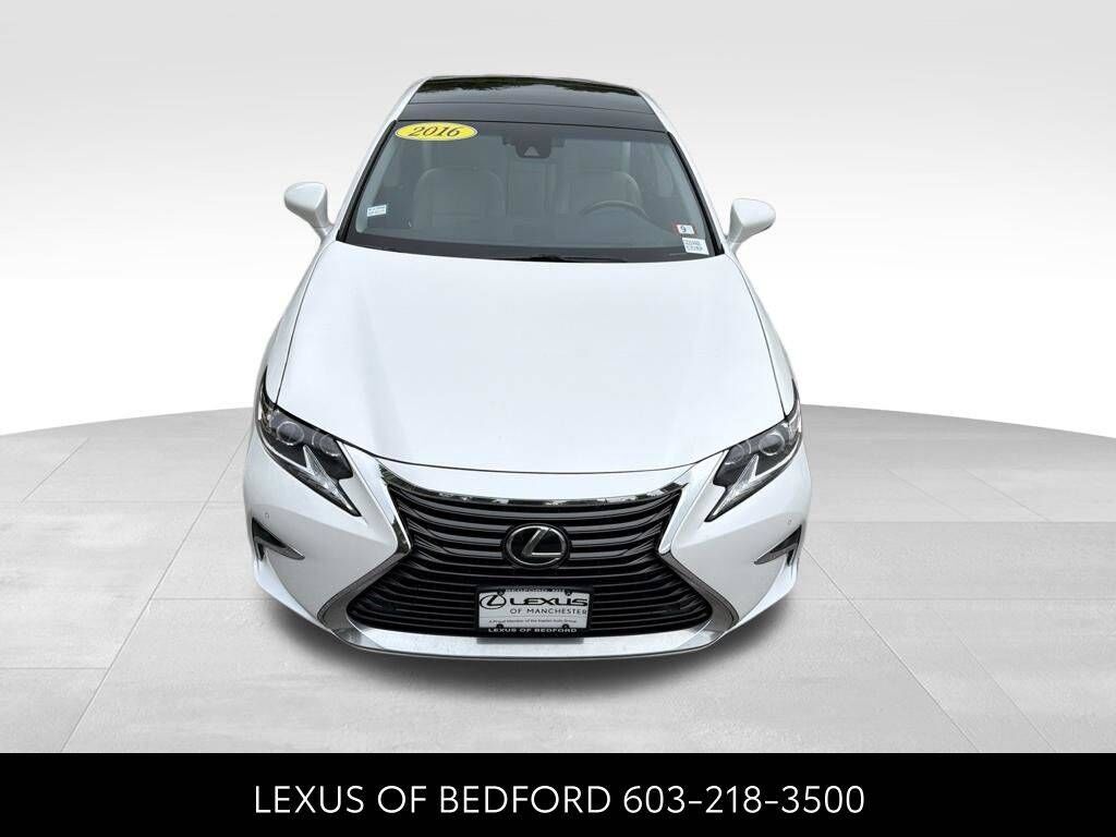 2016 Lexus ES