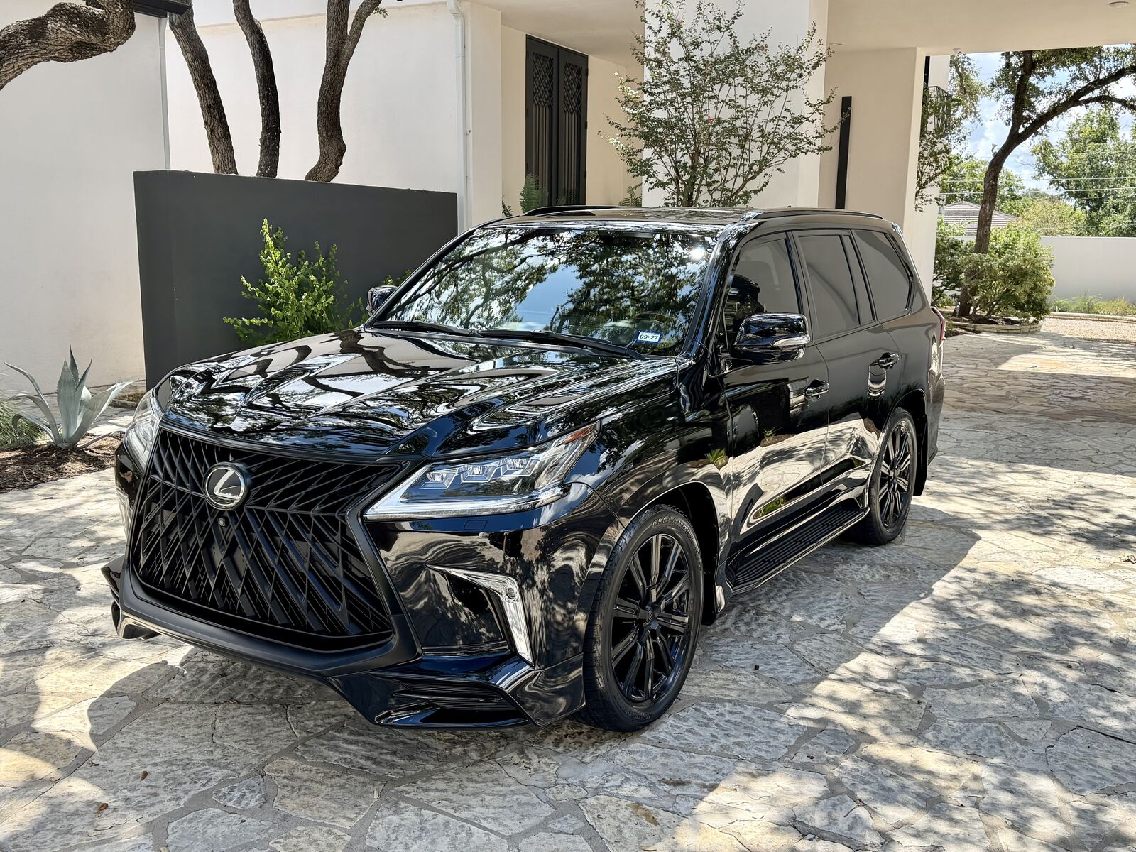 2020 Lexus LX