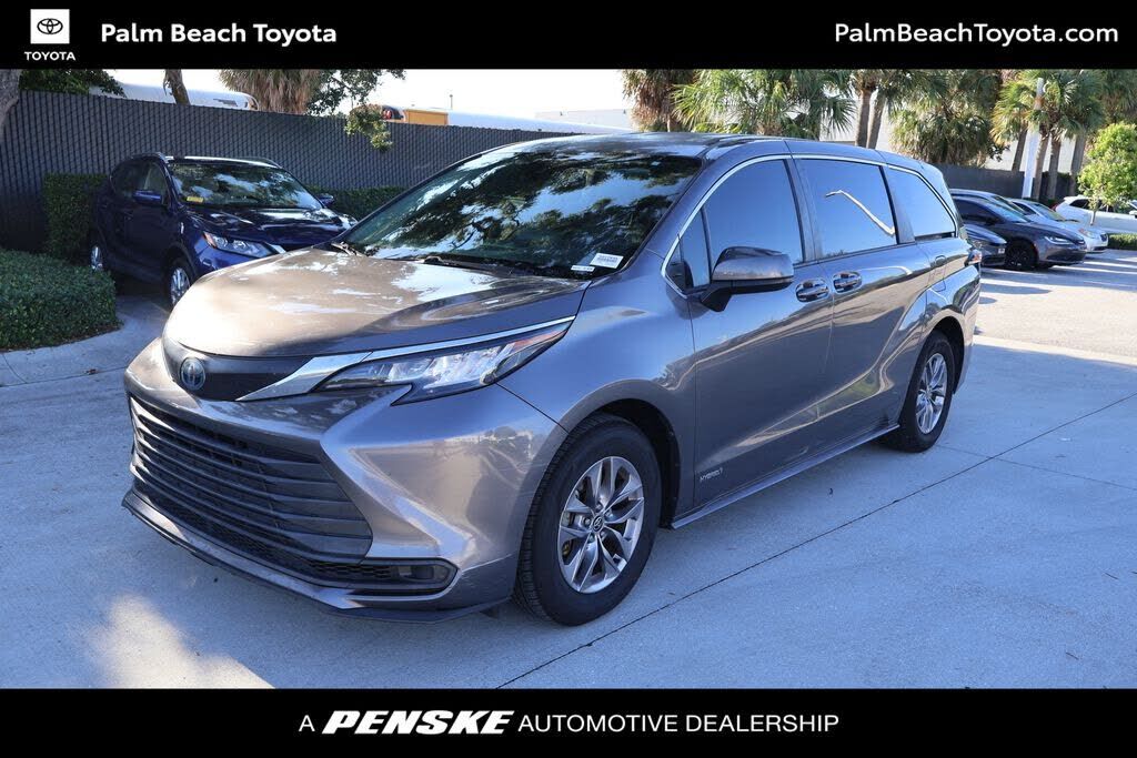 2021 TOYOTA Sienna