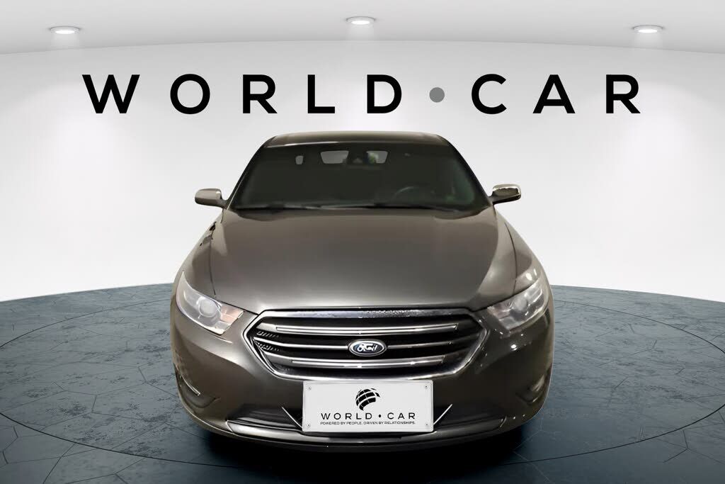 2019 FORD Taurus
