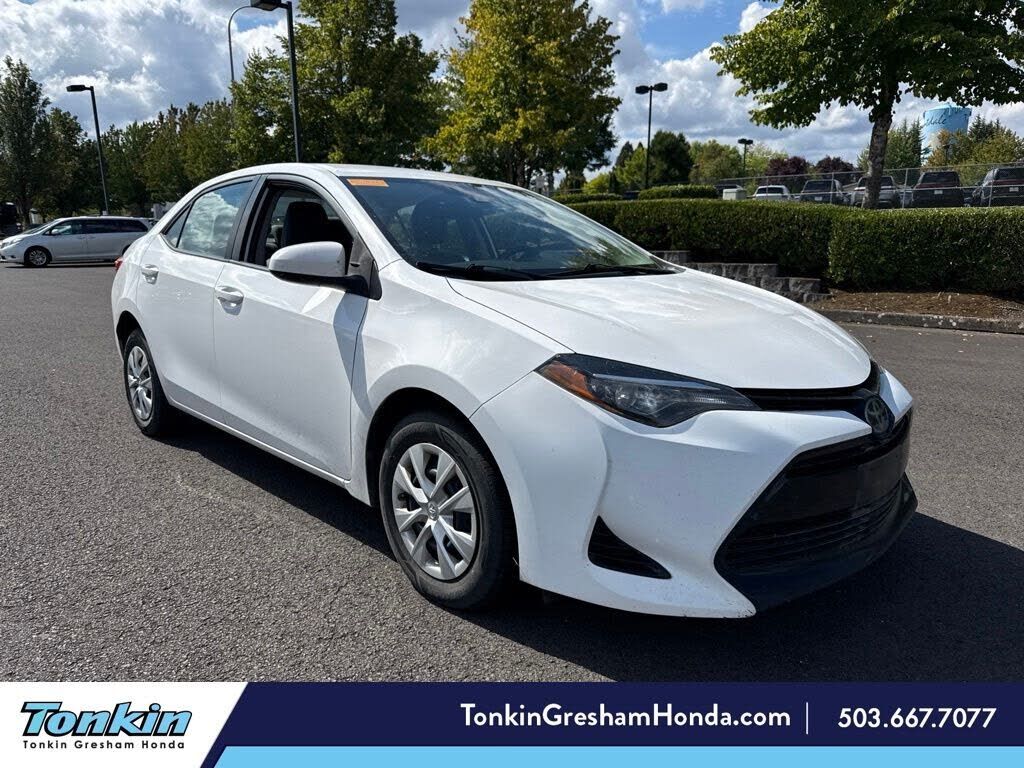 2017 TOYOTA Corolla