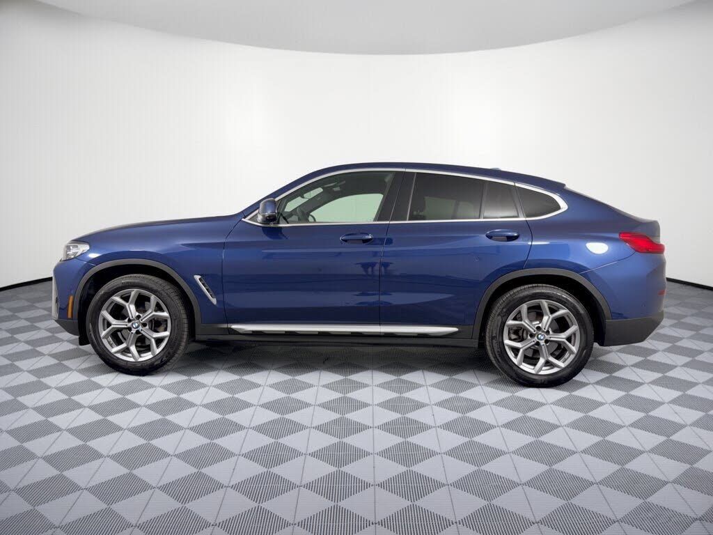 2025 BMW X4