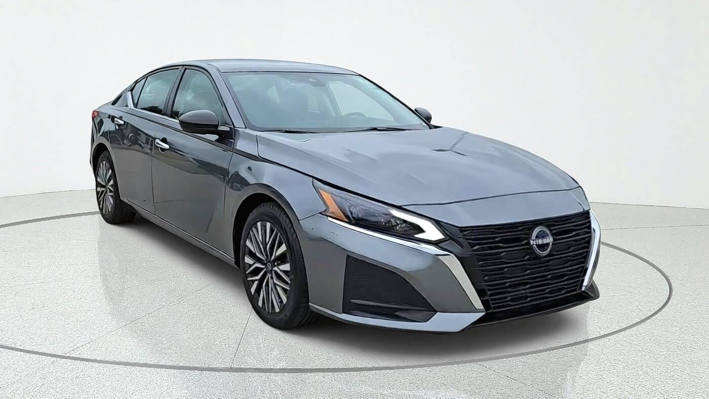 2024 NISSAN Altima