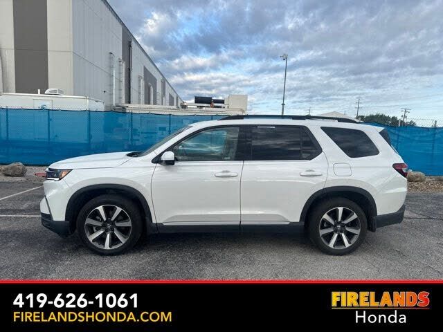 2023 HONDA Pilot
