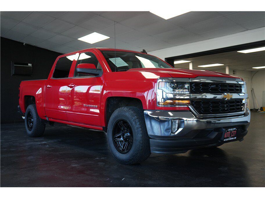 2018 CHEVROLET Silverado