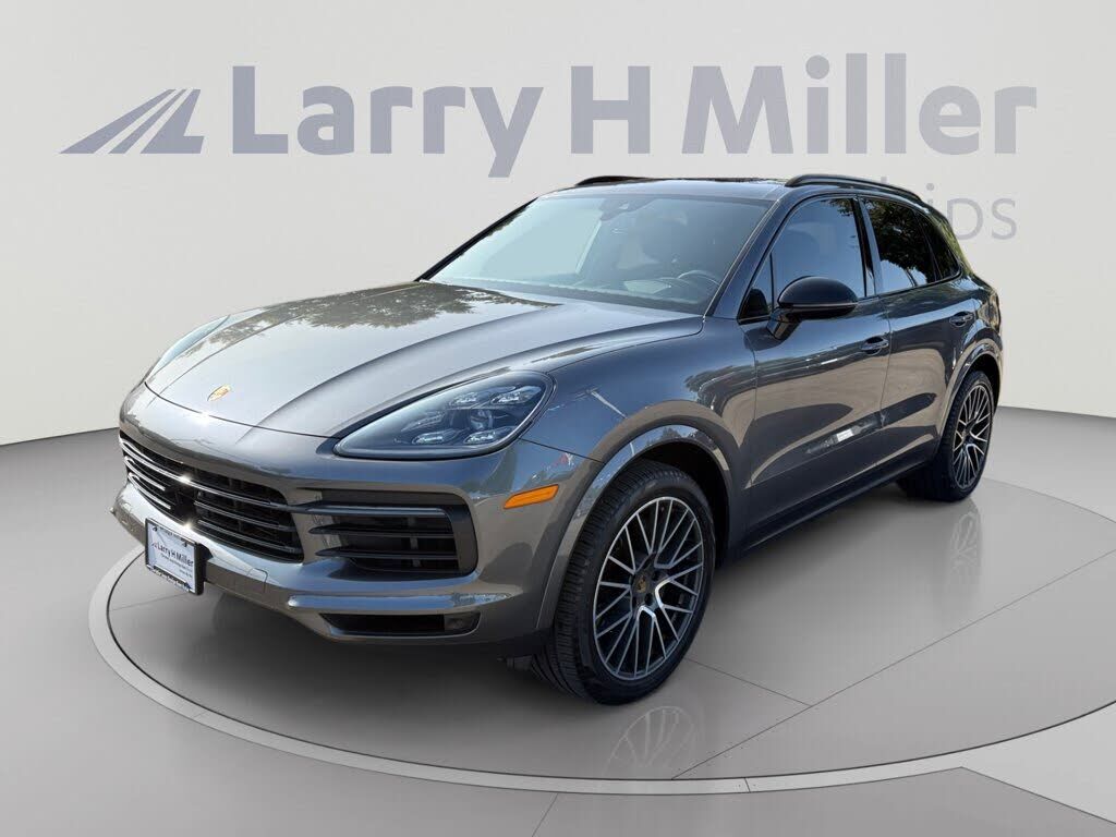 2019 PORSCHE Cayenne