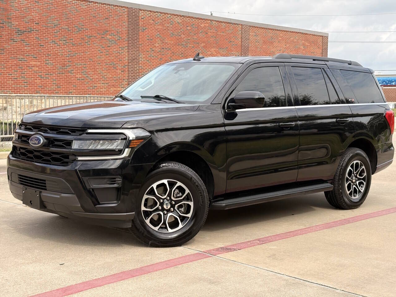 2023 FORD Expedition