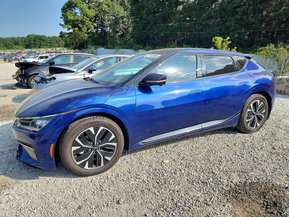 2022 KIA EV6