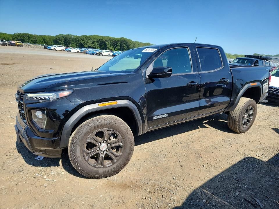 2023 GMC Canyon