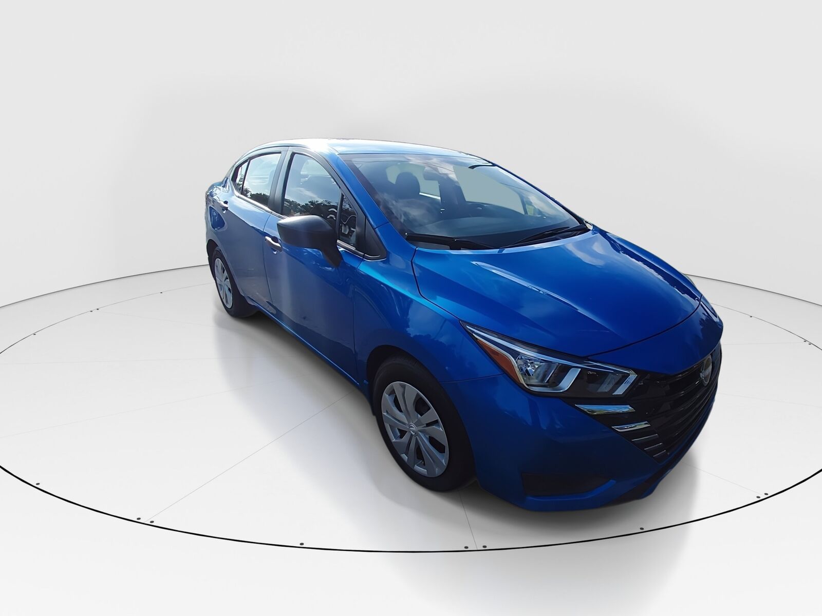 2024 NISSAN Versa