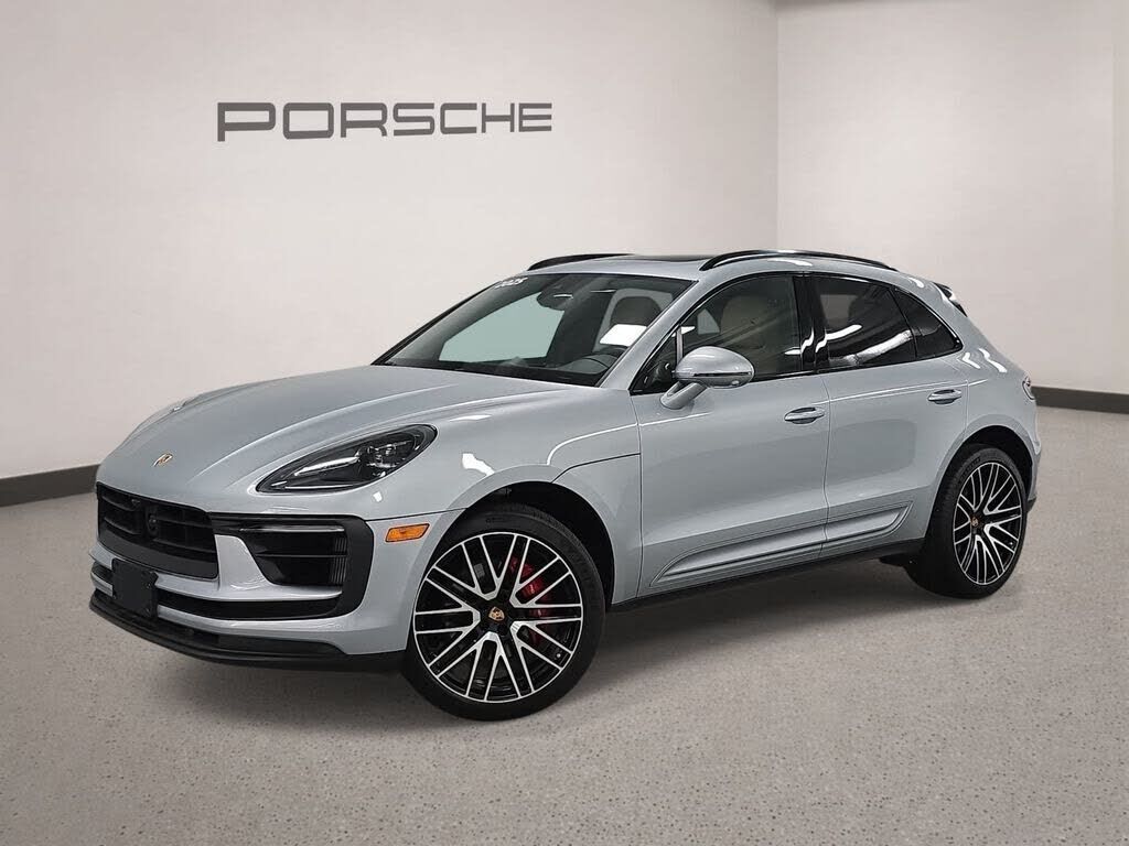 2025 PORSCHE Macan